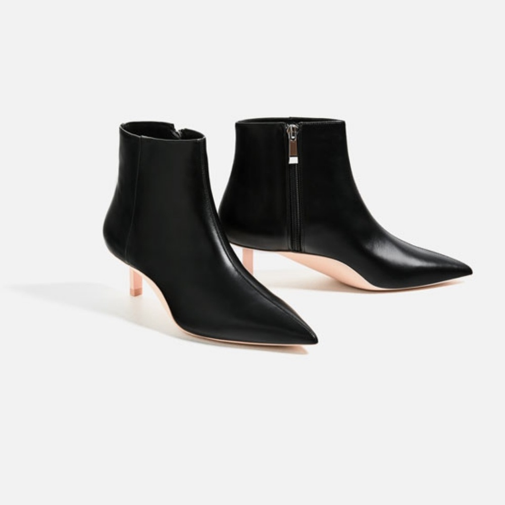 [SOLD] Zara Limited Contrasting Sole Ankle Boot